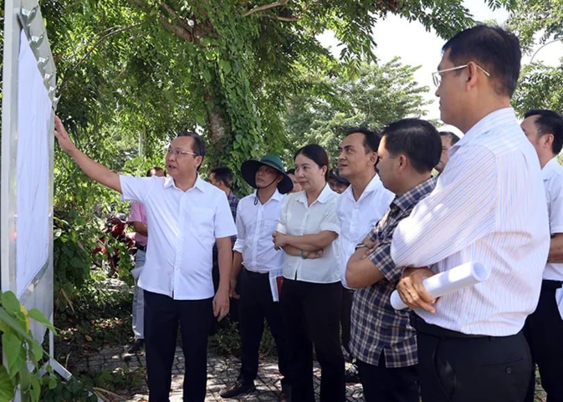 TP. Cần Thơ: Quyết liệt tháo gỡ khó khăn, đẩy nhanh tiến độ thi công đường Hồ Trung Thành