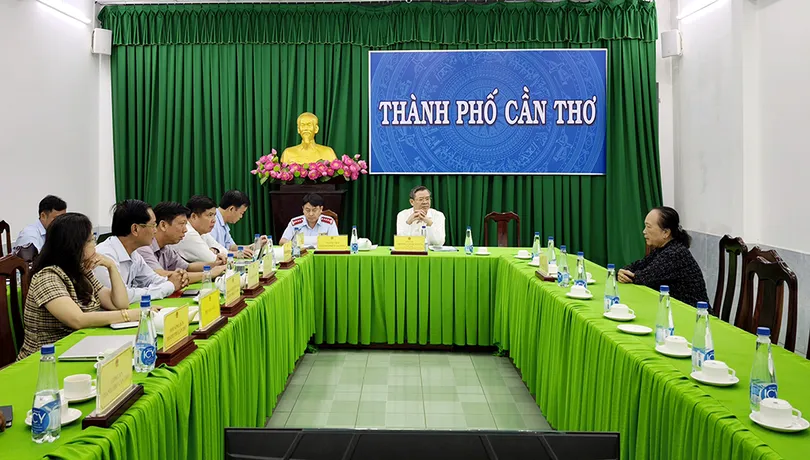 TP. Cần Thơ: Thành phố sẽ rà soát, giải quyết dứt điểm những vướng mắc kéo dài liên quan tới đất đai